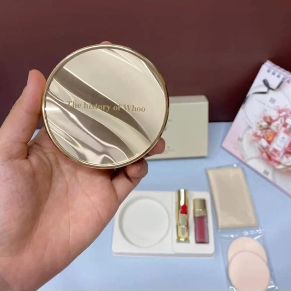 The History of Whoo Gongjinhyang Mi Luxury Glow Press Powder No.1 Special Set